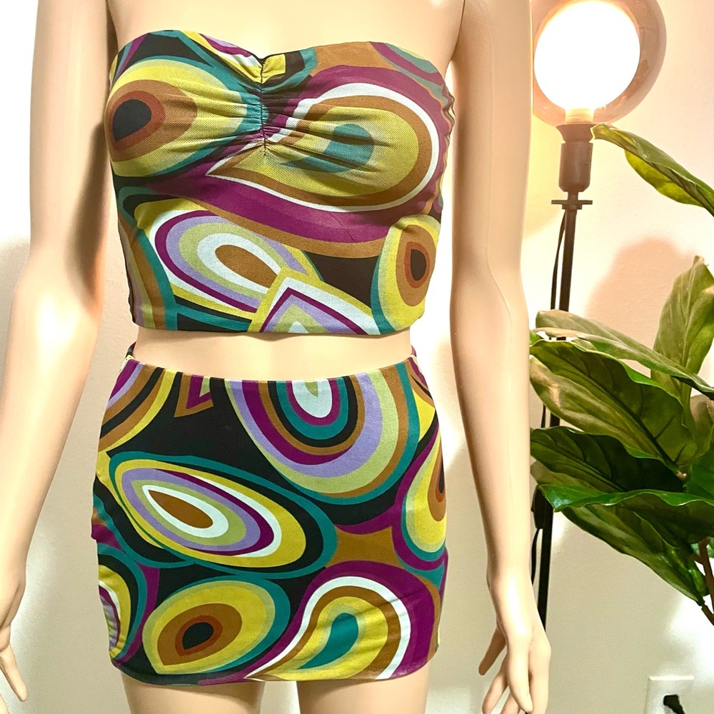 Colorful Strapless Crop Top and Skirt Set